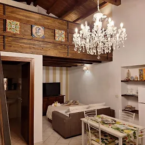  Holiday home La Casa Di Sarah Italy