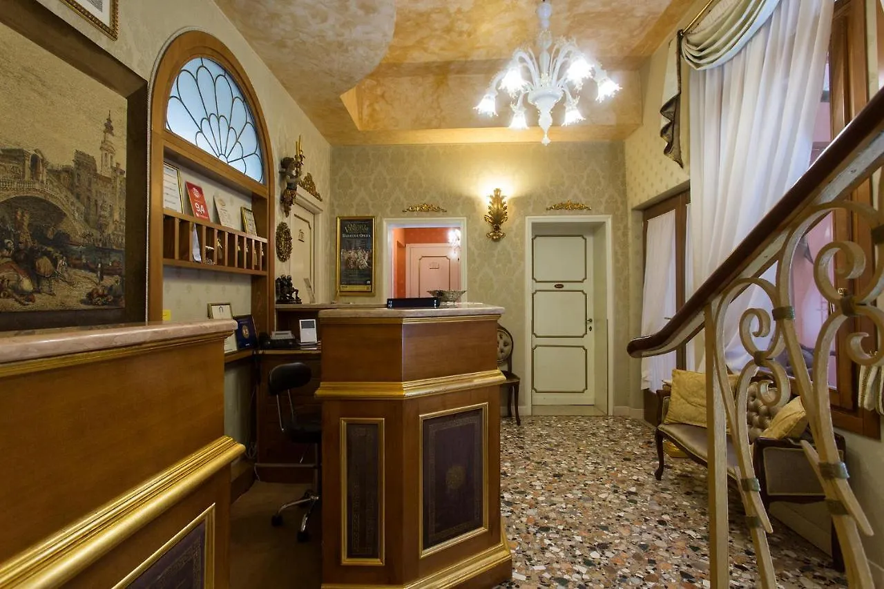 *** Guest house Locanda Ca Le Vele Venice Italy